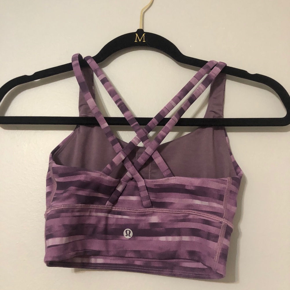 Lululemon sports bra